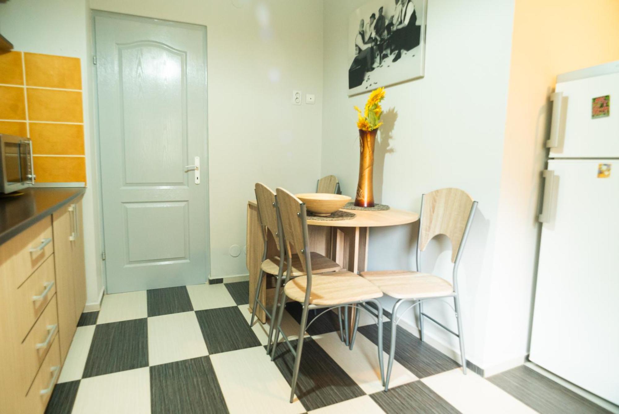 Apartament Dacul ฮูเนโดอารา ภายนอก รูปภาพ